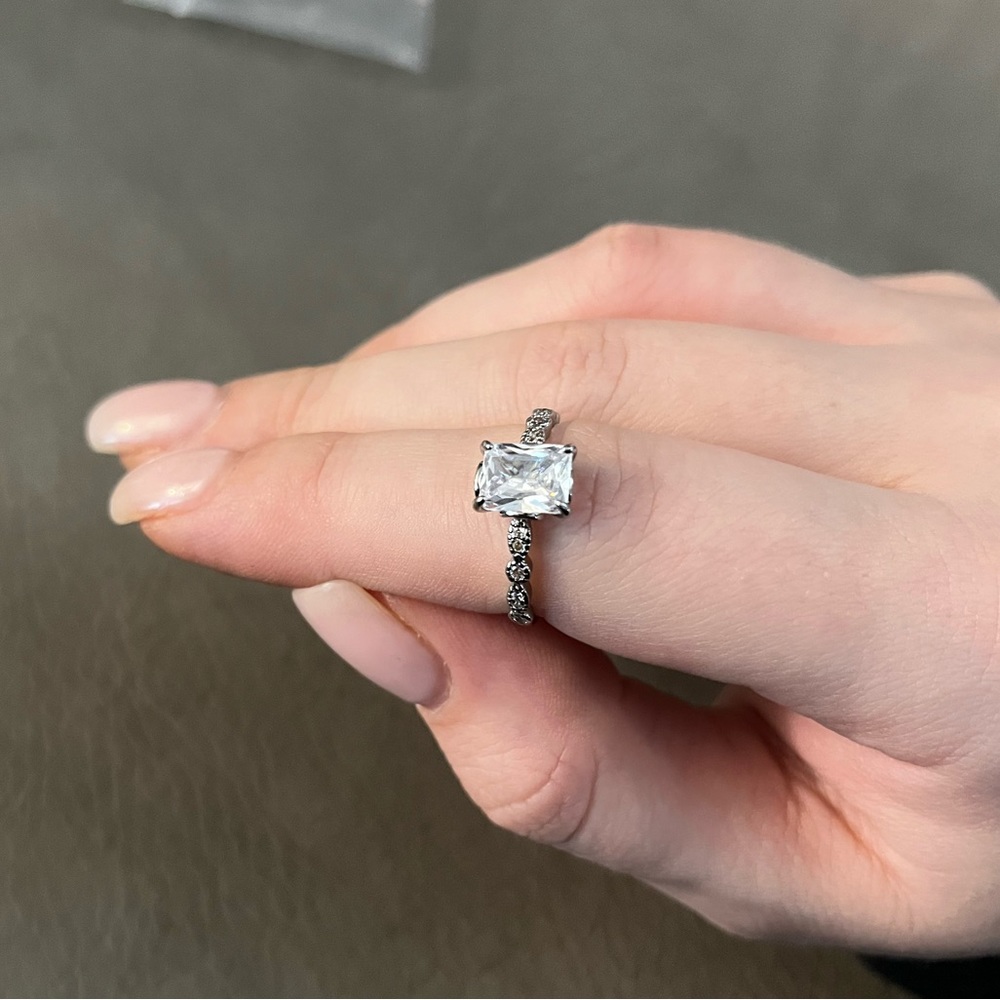 Charmed Aroma | Size 7 Ring